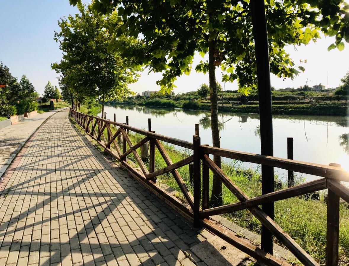 Cappuccino Apartment Lezhë Екстериор снимка