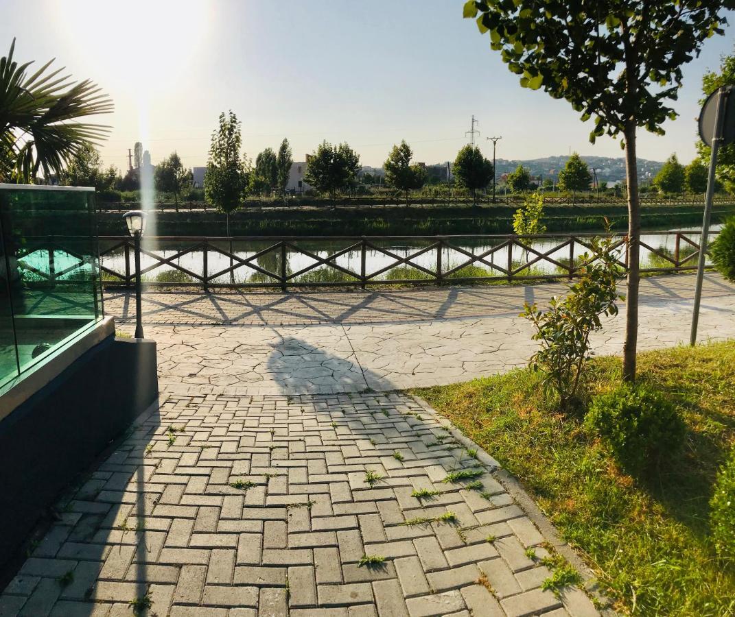 Cappuccino Apartment Lezhë Екстериор снимка